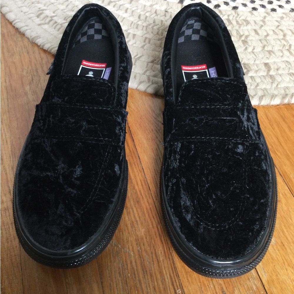 Vans velvet loafer
